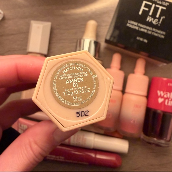 Rhode/Fenty/Kylie Cosmetics/Maybelline/Peripera/Etude Makeup Bundle - Picture 7 of 16